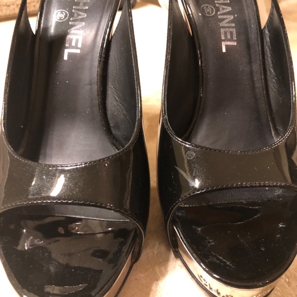 Authentic Chanel block platform heels - Picture 8 of 8